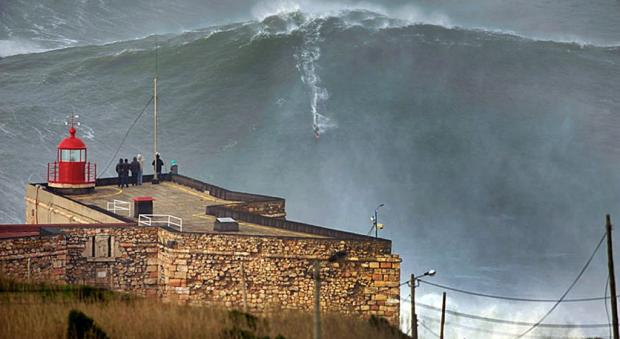 Onda da Nazaré: o monstro acordou